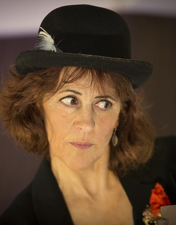 Portrait d&rsquo;artiste – Isabelle Bedhet